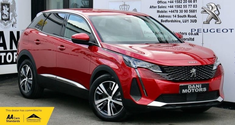 PEUGEOT 3008