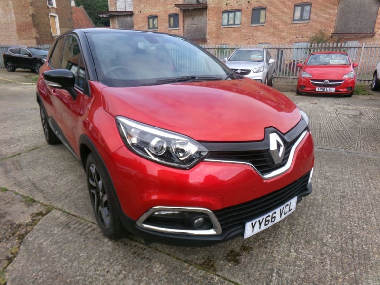 RENAULT CAPTUR