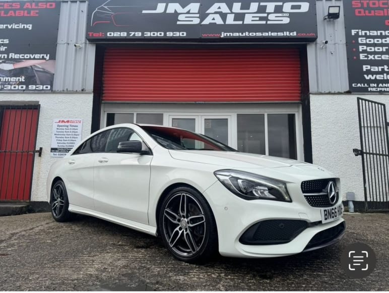 MERCEDES-BENZ CLA