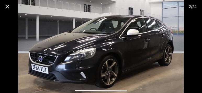 VOLVO V40
