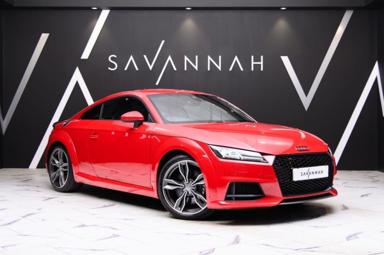 AUDI TT