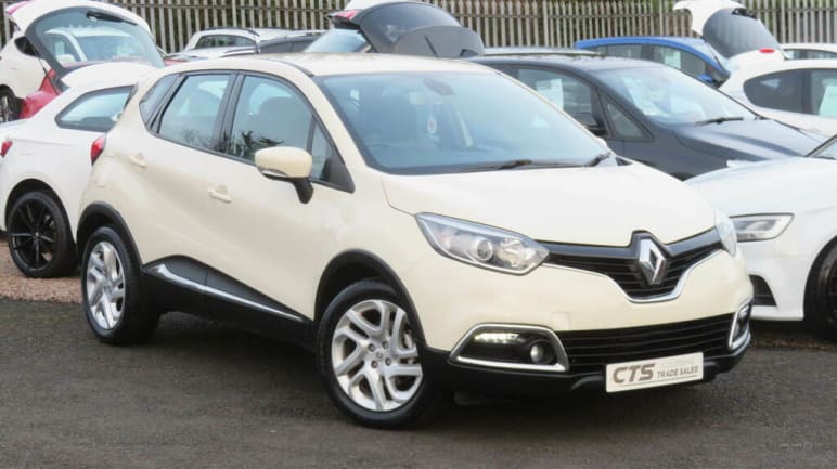 RENAULT CAPTUR