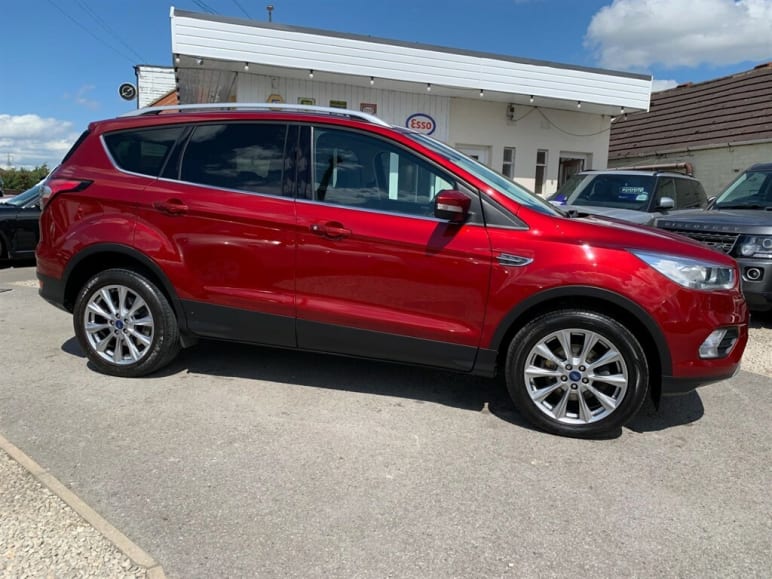 FORD KUGA
