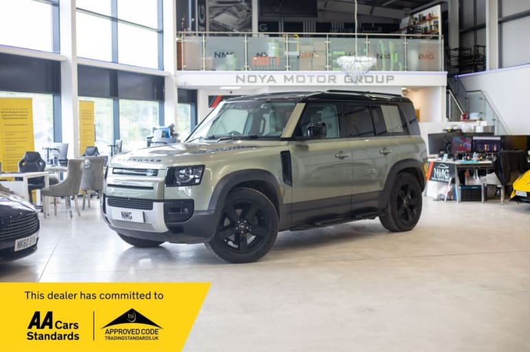 LAND ROVER DEFENDER