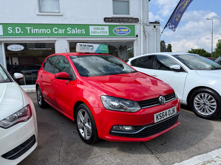 VOLKSWAGEN POLO
