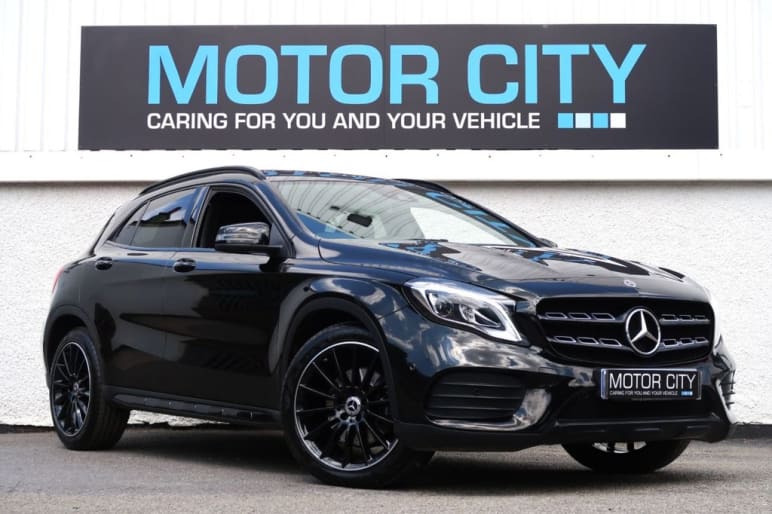 MERCEDES-BENZ GLA
