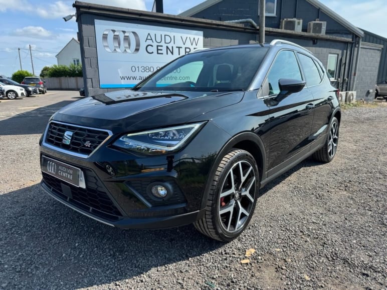 SEAT ARONA