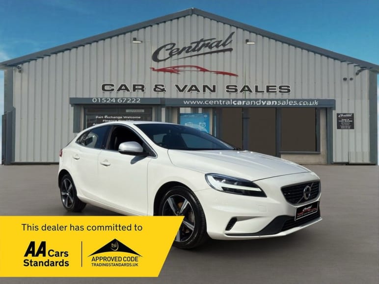 VOLVO V40