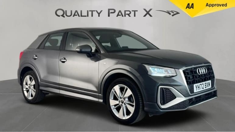 AUDI Q2