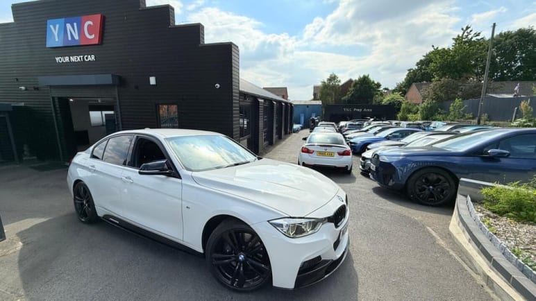 BMW 3 SERIES