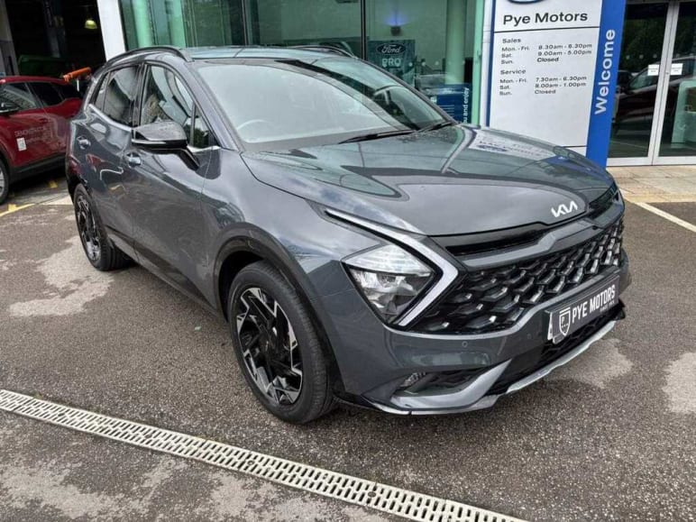 KIA SPORTAGE