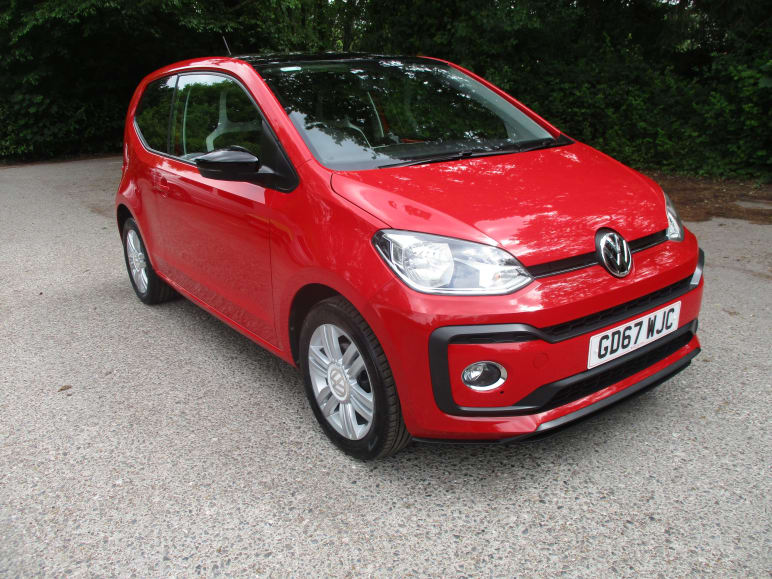 VOLKSWAGEN UP