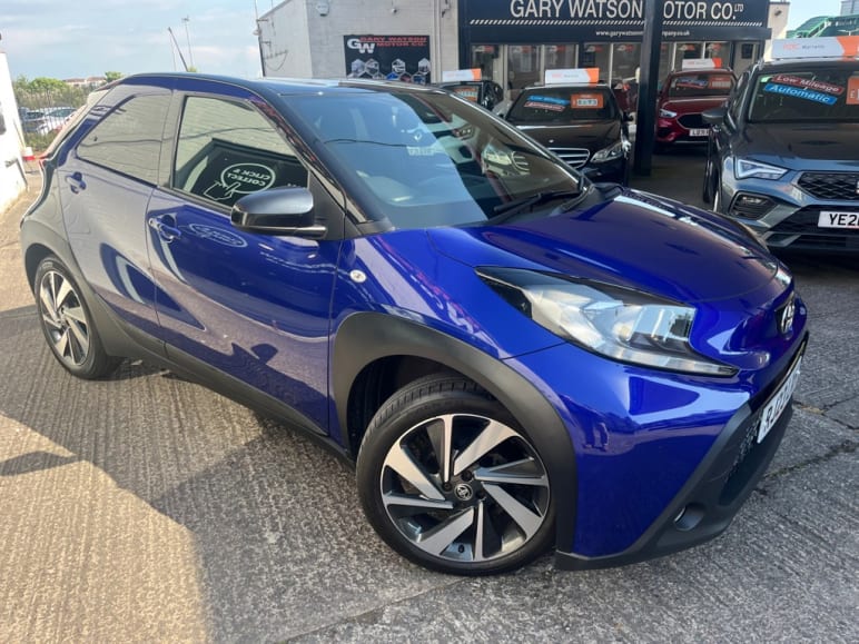 TOYOTA AYGO X