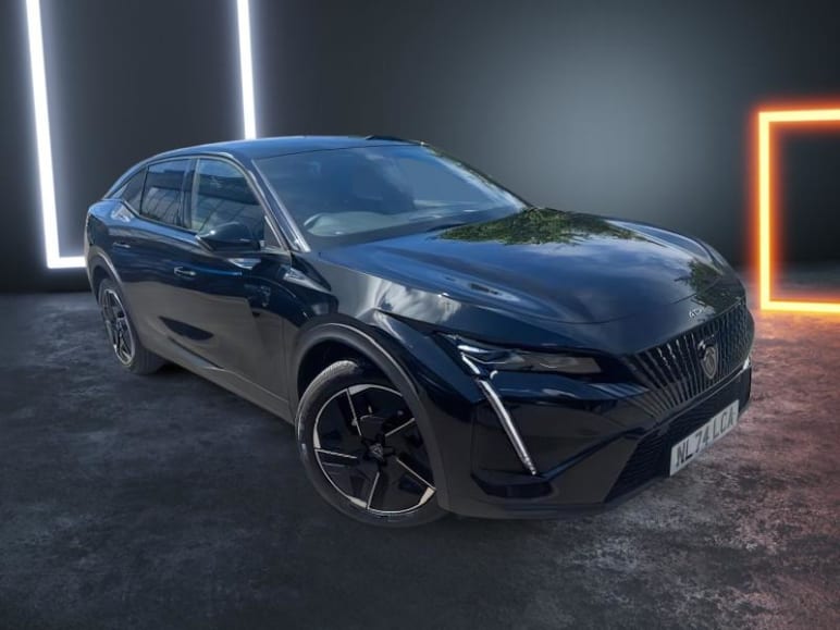 PEUGEOT 408