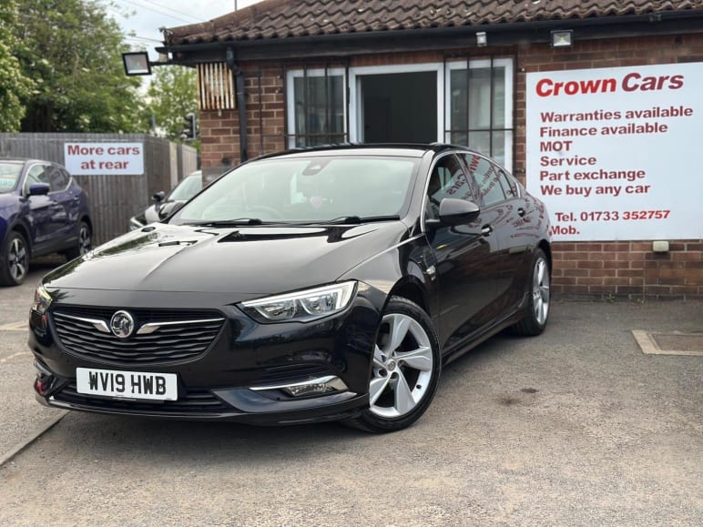 VAUXHALL INSIGNIA