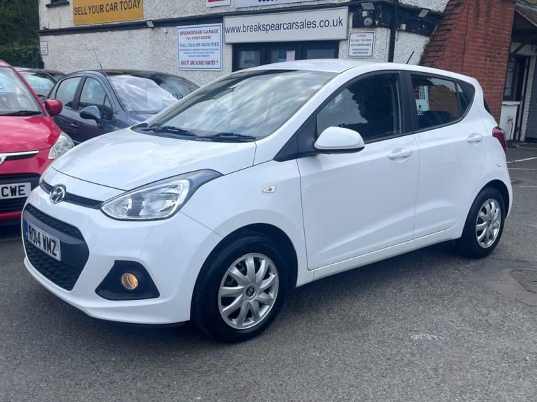 HYUNDAI I10