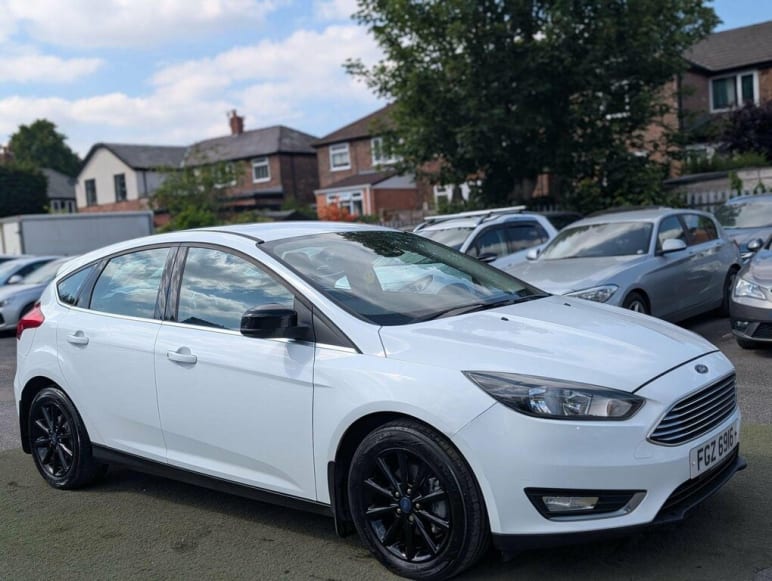 FORD FOCUS