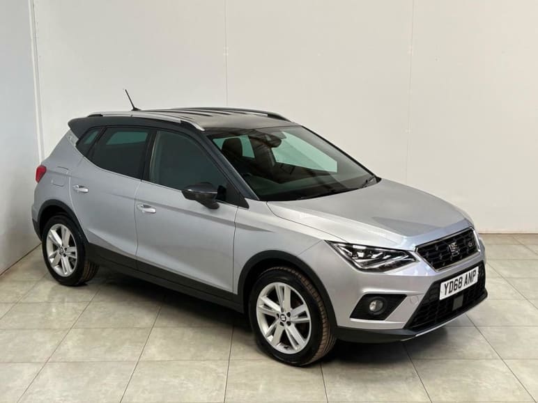 SEAT ARONA