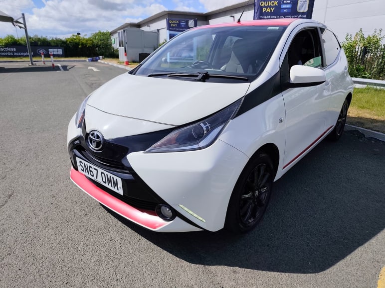 TOYOTA AYGO