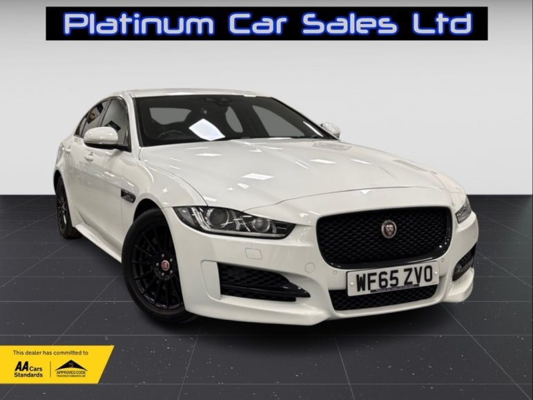 JAGUAR XE
