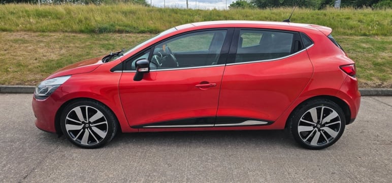 RENAULT CLIO