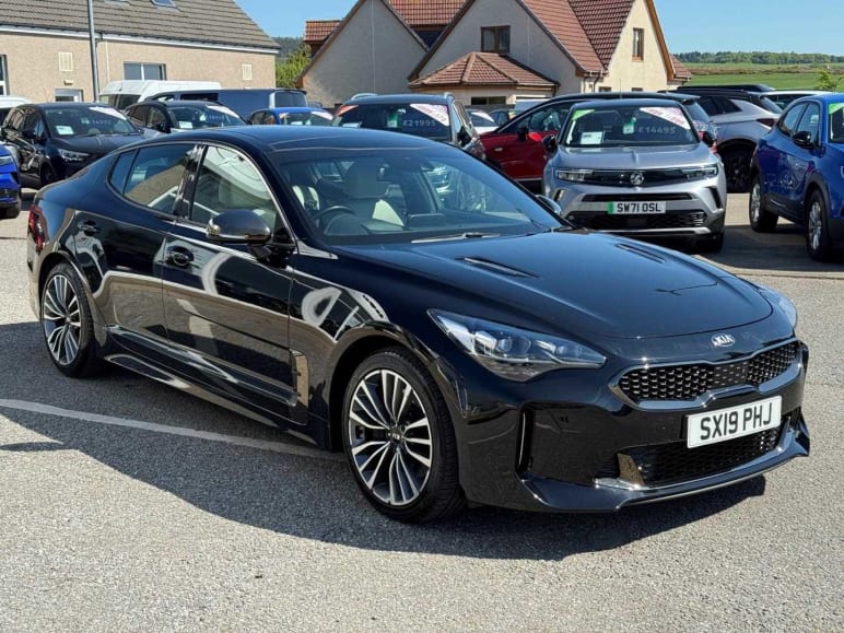 KIA STINGER