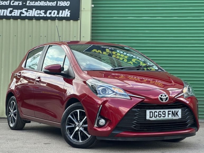 TOYOTA YARIS