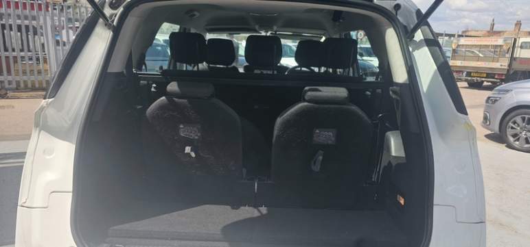 1.6 BlueHDi Touch Edition MPV 5dr Diesel Manual Euro 6 (s/s) (100 ps)
