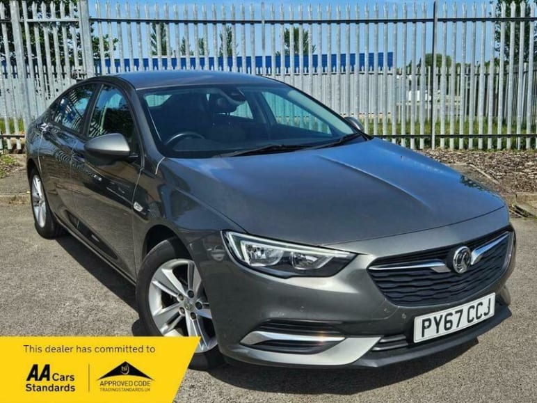 VAUXHALL INSIGNIA