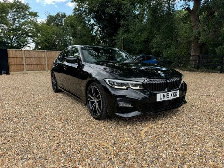 BMW 3 SERIES