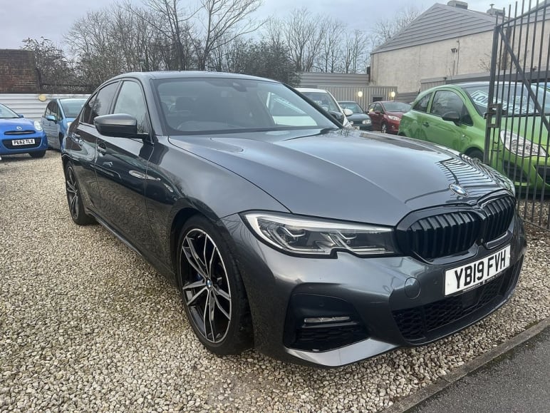 BMW 3 SERIES