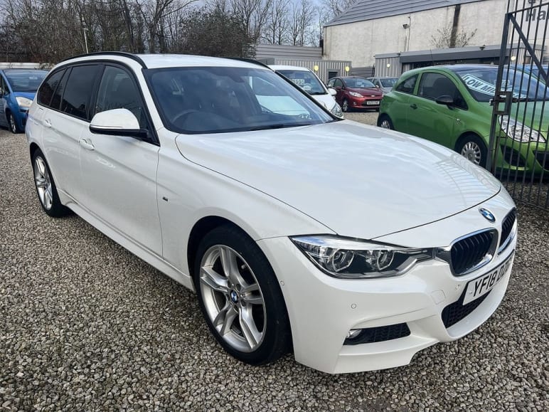 BMW 3 SERIES