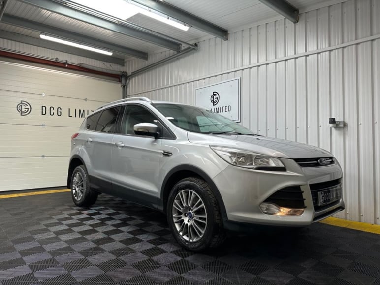FORD KUGA