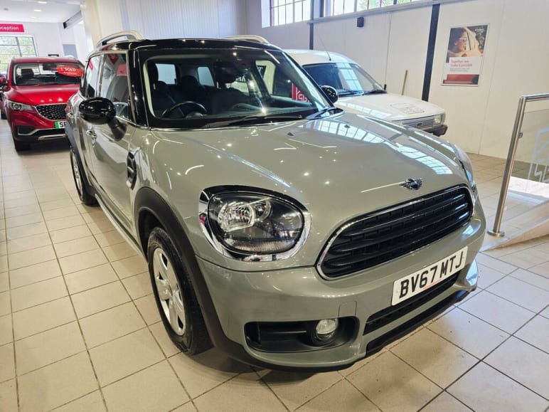 MINI COUNTRYMAN