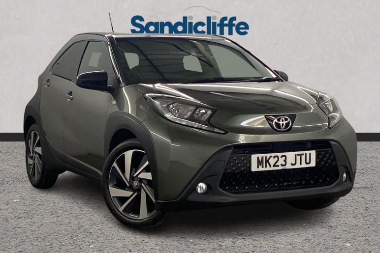TOYOTA AYGO X