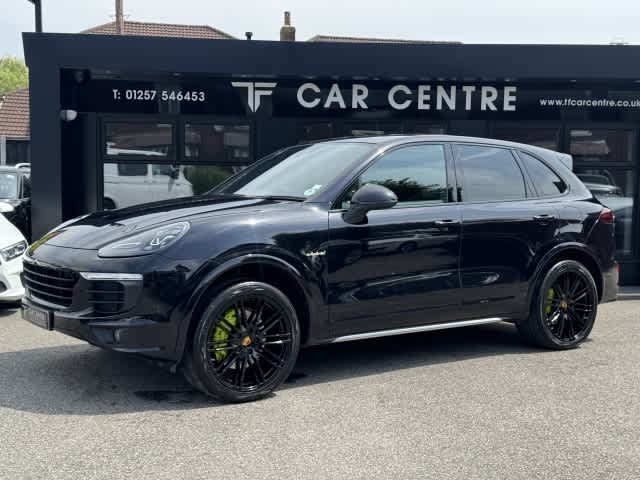 PORSCHE CAYENNE