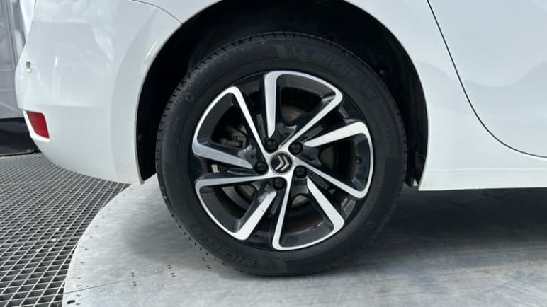 1.5 BlueHDi 130 Shine 5dr