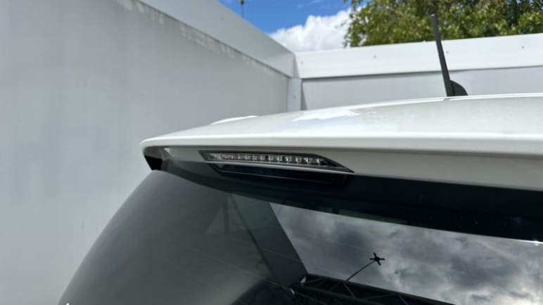 1.5 BlueHDi 130 Shine 5dr