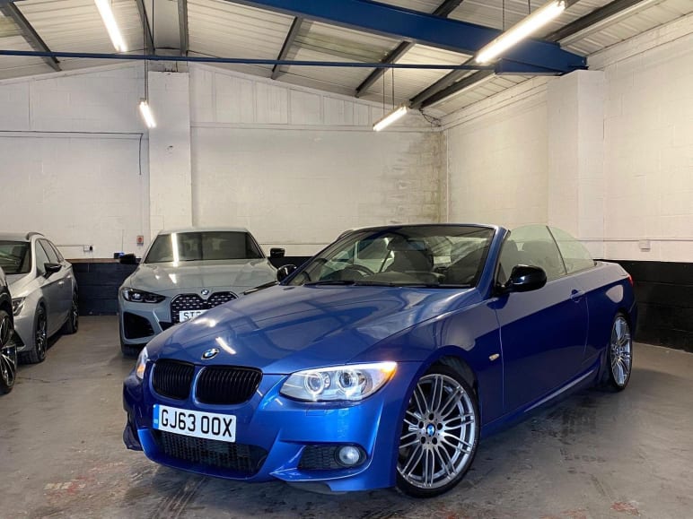 BMW 3 SERIES