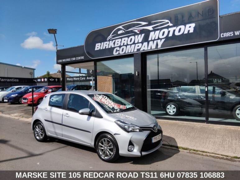 TOYOTA YARIS