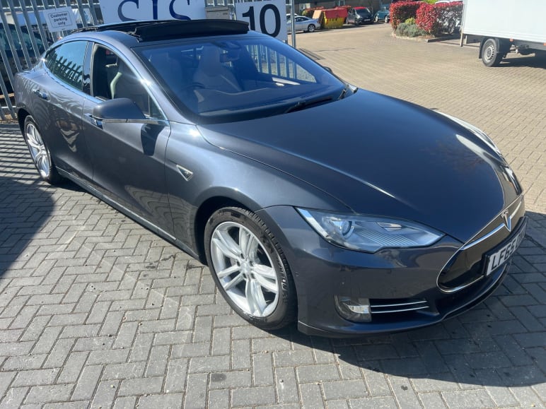 TESLA MODEL S