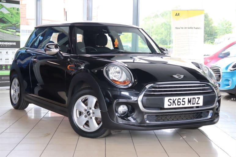 MINI HATCHBACK