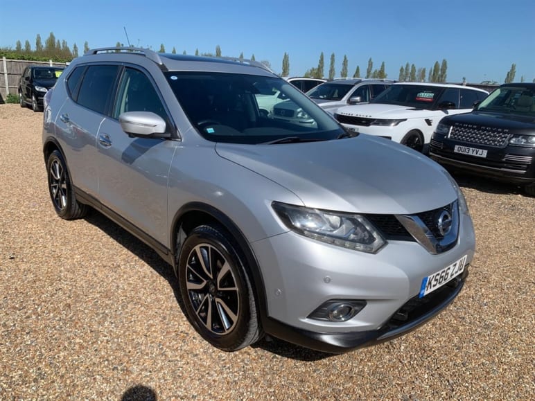 NISSAN X-TRAIL