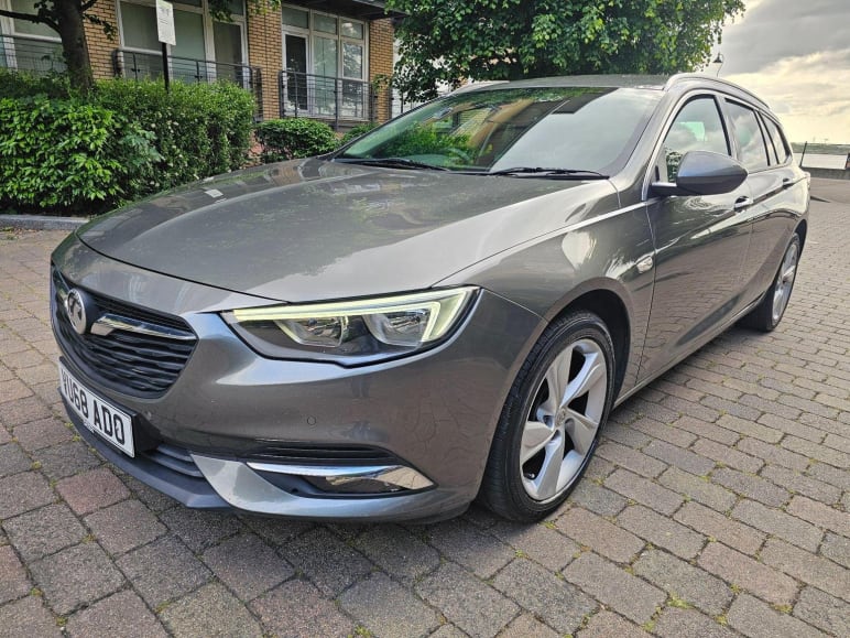 VAUXHALL INSIGNIA