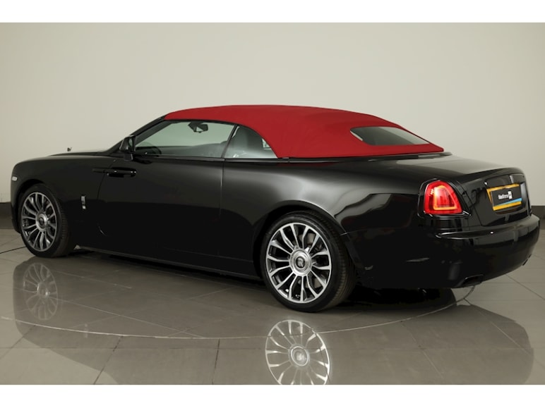 V12