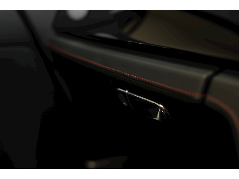 V12