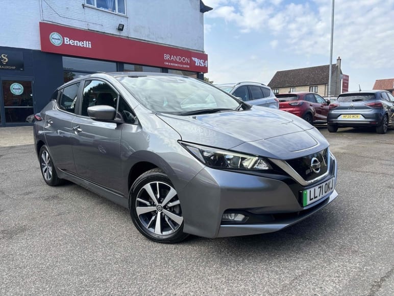 NISSAN LEAF