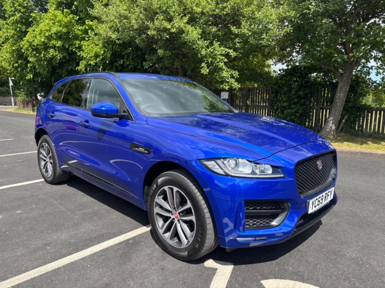 JAGUAR F-PACE