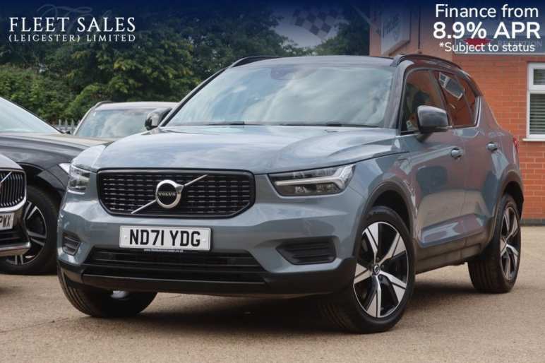 VOLVO XC40