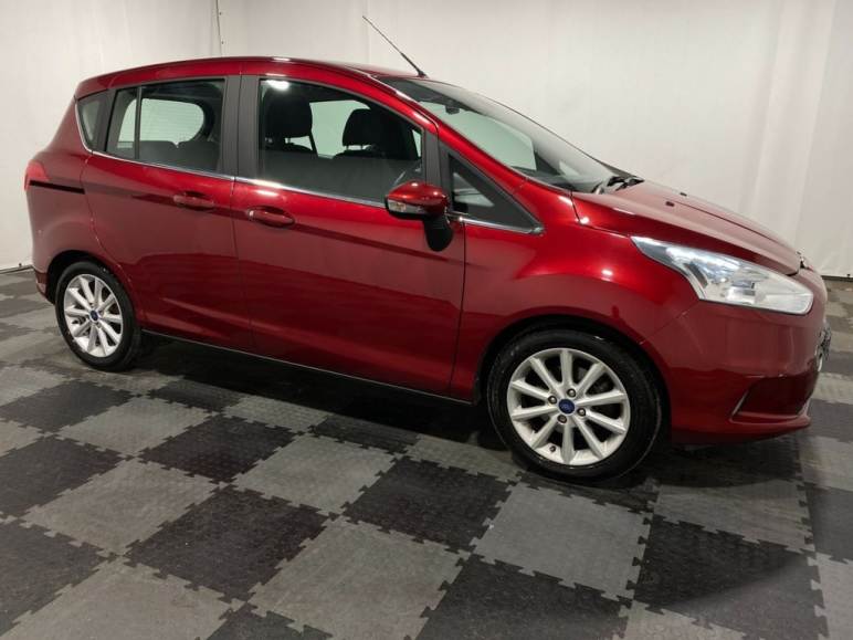 1.0T EcoBoost Titanium Navigator MPV 5dr Petrol Ma